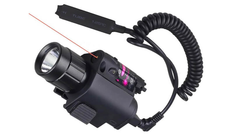 Lampe tactique M6 montée sur rail